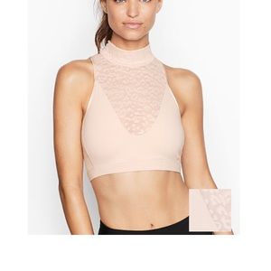 NWT size XS Victoria’s Secret crop top
